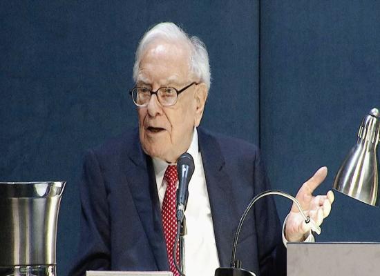 Full recap of Warren Buffett's comments at the Berkshire Hathaway annual meeting: 'I hope I come next year'