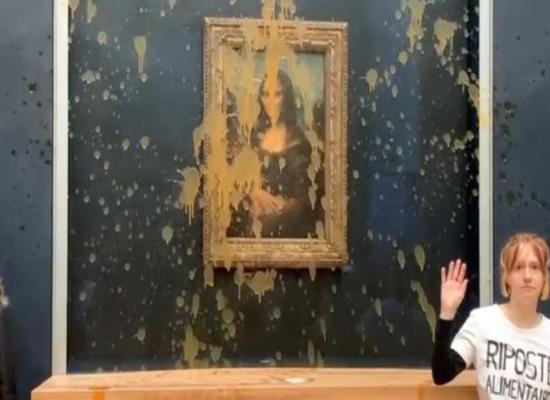 Protesters throw soup at Mona Lisa painting in Paris