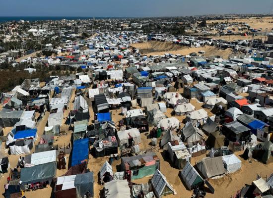 Largest UK aid package to feed 275,000 people in Gaza amid warnings of 'imminent famine'