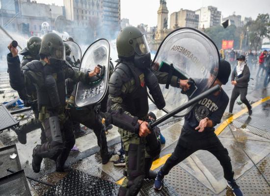 Violence erupts in Argentina as police and protesters clash over Milei's radical overhaul