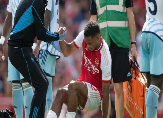 Arsenal star Jurrien Timber provides injury update as Liverpool ace Virgil van Dijk sends message