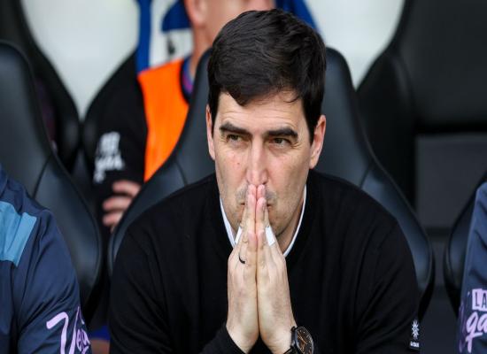 Andoni Iraola's 'preference' could see Chelsea beat Man Utd to Bournemouth manager