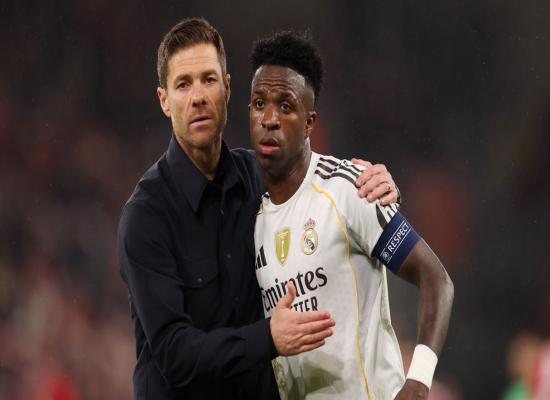 Managing Chelsea as Xabi Alonso axes Alejandro Garnacho, Rafael Leao signs, Enzo Fernandez stays