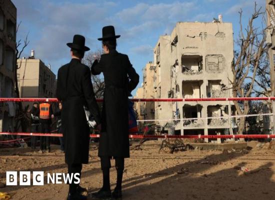 Iranian missiles injure 180 in towns near Israeli nuclear site