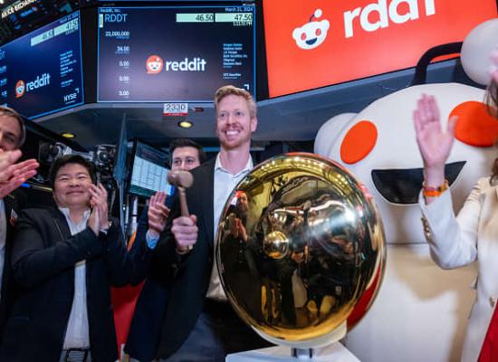 Reddit investors shrug off hold rating, bid up stock another 9% as post-IPO rally continues