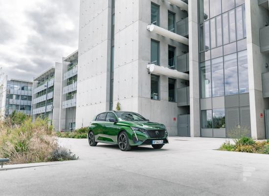 Essai Peugeot e-308 : une très bonne voiture… mais un défaut rédhibitoire