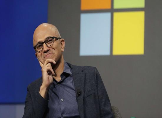 2500 licenciements, Windows au point mort, Xbox en déroute : le patron de Microsoft gagne 79 millions de dollars