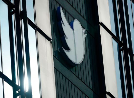 

    Twitter Employees Sue Social Media Company Over Unpaid Bonuses

