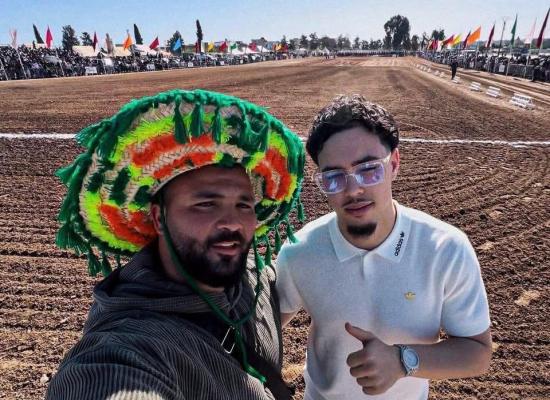 وفاء للأصل.. عثمان معما يخطف الأنظار في منافسات التبوريدة بتيفلت