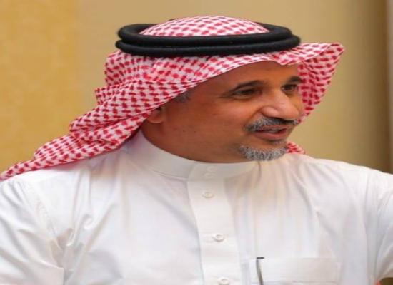  أمير عسير يكرم أول مدربي PRO قدم بالمنطقة  