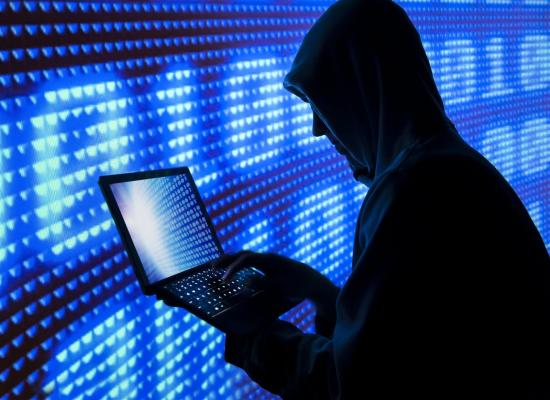 Grâce à l’IA, les cybercriminels peuvent échapper aux systèmes de détection traditionnels
