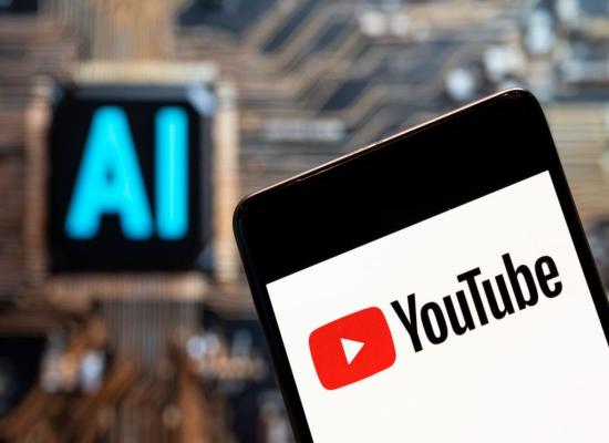 YouTube part officiellement en croisade contre l’IA, qui menace les labels et musiciens