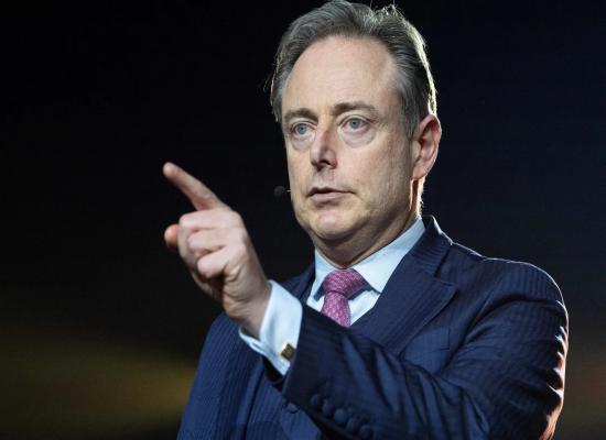 Bart De Wever (N-VA) présente une « offre finale » qui est « à prendre ou à laisser »