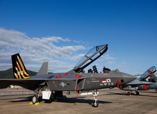 La Corée du Sud transfère un prototype de chasseur KF-21 à l’Indonésie