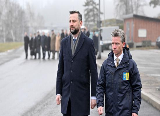 La Suède investit des milliards dans des systèmes de défense contre les drones et les avions de chasse Gripen