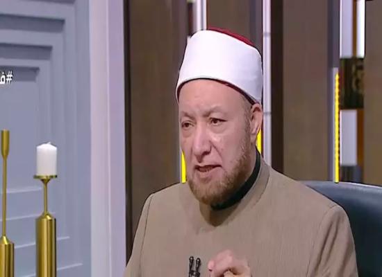 ما حكم الرد بسخرية على تحية 