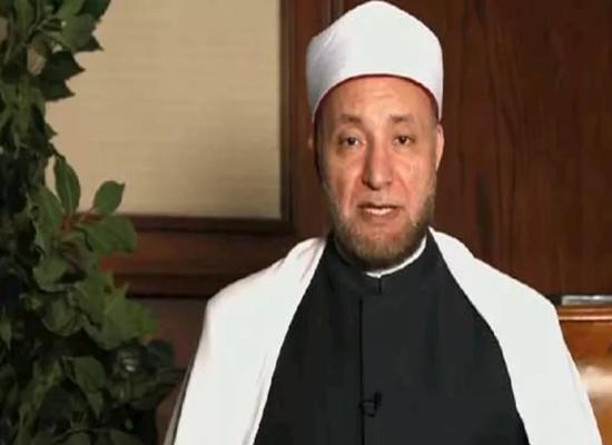 هل على الزوجة إثم إذا أخذت من مال زوجها دون علمه؟.. أمين الفتوى يجيب
