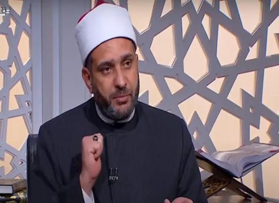باخد فلوس من وراء زوجى وبسلفها له؟.. أمين الفتوى يجيب