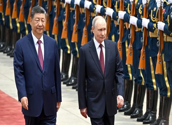 Putin and Xi hold talks in Beijing (VIDEOS)