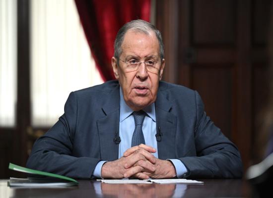 Lavrov : la Russie attend une réponse des États-Unis sur le conflit ukrainien, tandis que l'Europe tente de saboter le processus