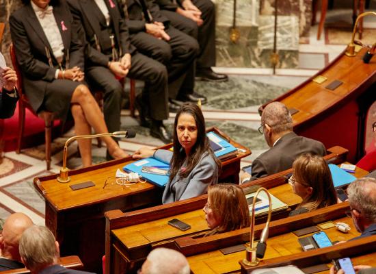 La mission à haut risque de Naïma Moutchou en Nouvelle-Calédonie