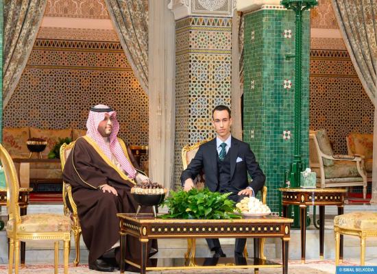 ولي العهد يستقبل الأمير السعودي تركي بن محمد بن فهد بن عبد العزيز
