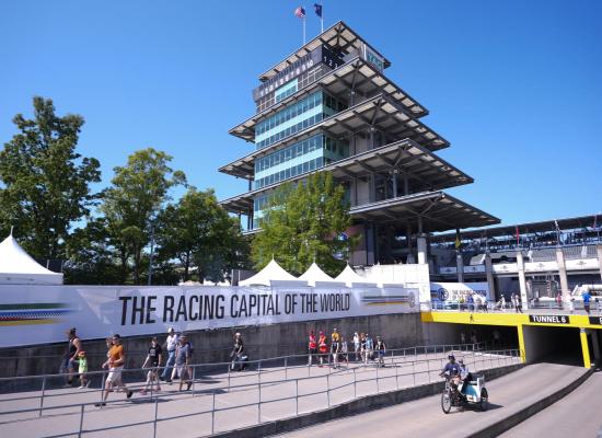 Indy 500 qualifying live blog: Kyle Larson makes it into Fast 6, will fight for pole position in first Indy start