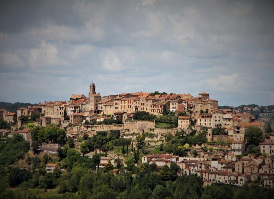 Insolite. Pour François Mitterrand, Cordes était déjà Cordes-sur-Ciel