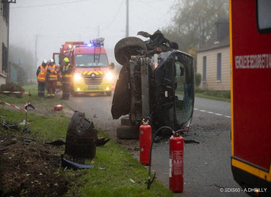 Une conductrice blessée dans un accident après avoir percuté un radar sur la D901 dans l'Oise