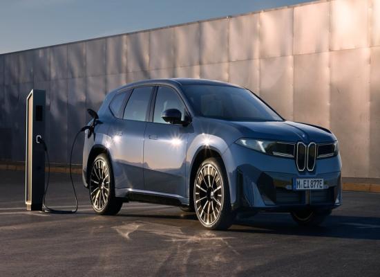 Avec une version moins chère, BMW adapte son iX3 aux réalités du marché européen