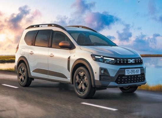Dacia Jogger restylé 2026 : prix, moteurs, équipements et finitions