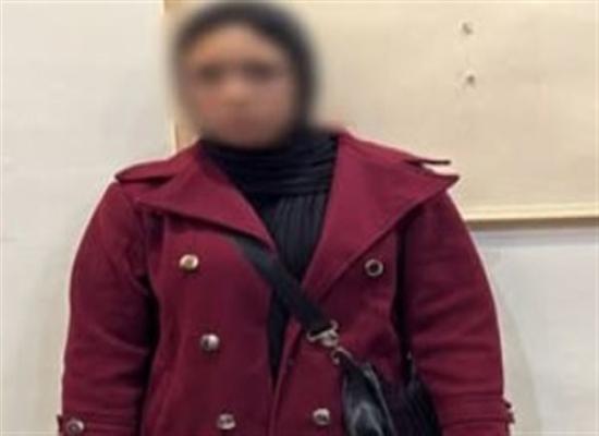 ضبط سيدة لدعوتها الناخبين للتصويت لصالح مرشح للنواب في الإسكندرية