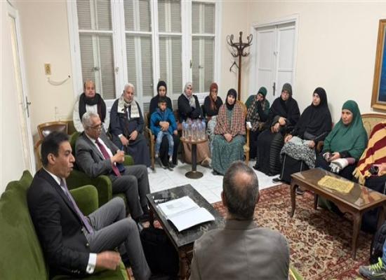 الخارجية تلتقي أسر المصريين المتغبين في ليبيا| صور