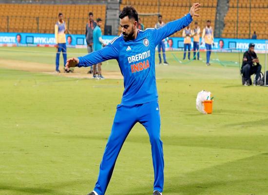 IND vs AFG T20 series: Virat Kohli dashes into trophy celebrations with 'Michael Jackson slide'. Watch