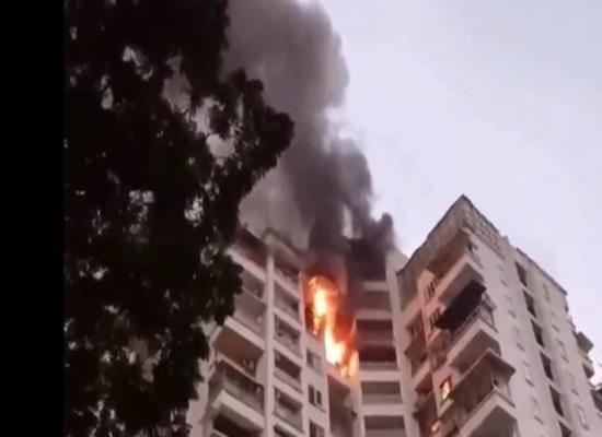 Fire breaks out in high rise building in Kalyan