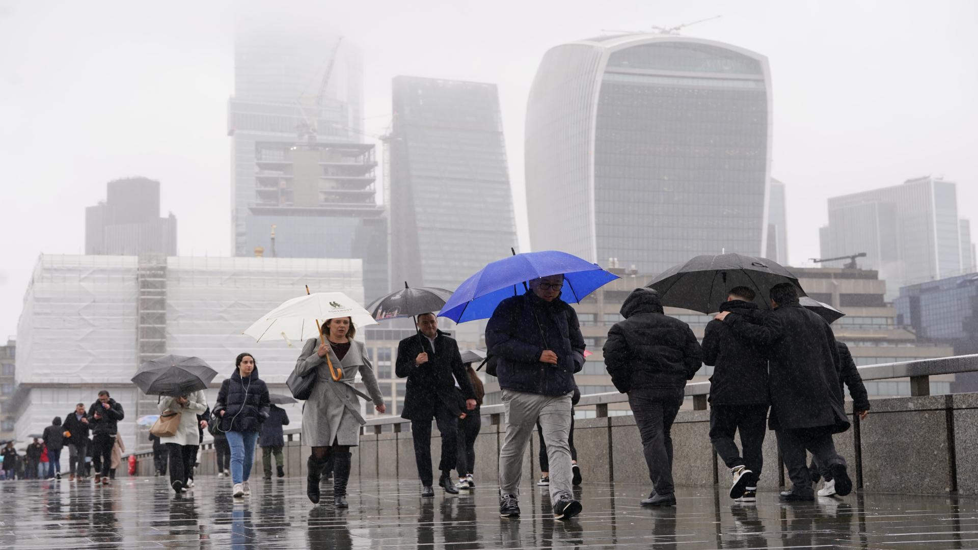 UK to suffer slowest growth of all rich nations next year, OECD says