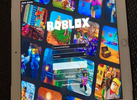 Roblox shares plummeted more than 20% after the videogame company reported a wider net loss as spending continued to exceed sales growth.