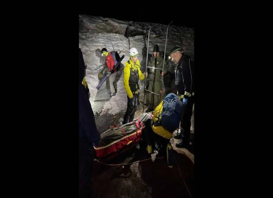 Avalanche injures two men on Mount Shasta. Climbers saved after 11-hour rescue process