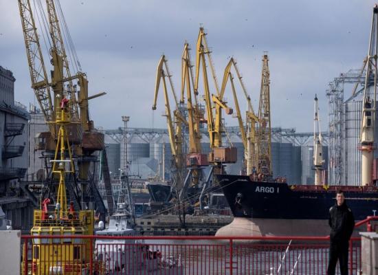موسكو تعلن مسؤوليتها عن تدمير مواقع في أوديسا استخدمت للهجوم على جسر القرم