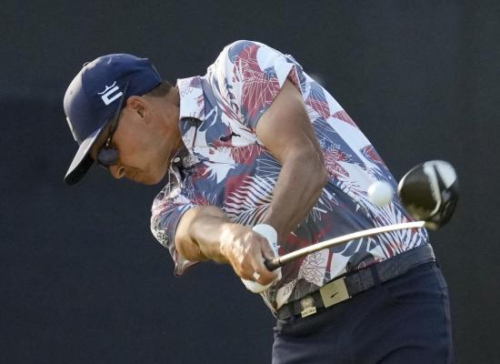 Rickie's redemption: Fowler a crowd favorite at U.S. Open