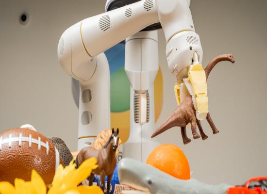 Aided by A.I. Language Models, Google’s Robots Are Getting Smart
